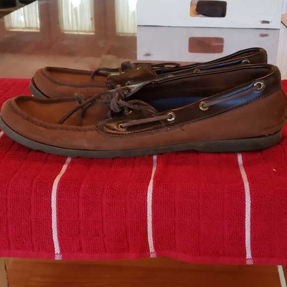 Sperrys - Picture 2 of 7